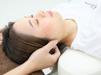 ゆりがおか接骨院/首こり整体