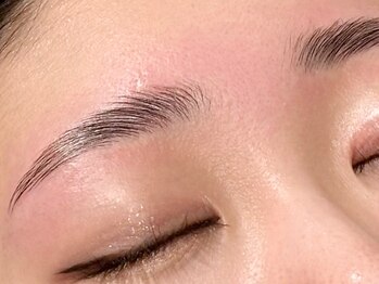 オードアイブロウサロン(OID EYE BROW SALON)の写真/【眉毛をかくのが苦手】そんな方におすすめのマッピングブロウワックス！お手入れいらずでメイク時短に◎