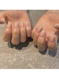 シルキーホワイト