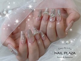 グレージュチェックネイル