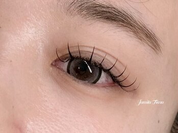 ジャミーラ ティアラ(Jamila Tiara)/フラットラッシュ120本