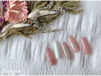 ブルーム(Bloom)/pink × magnet nail