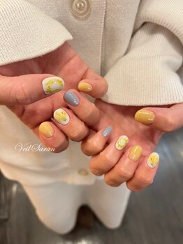 ヴェールサラン(Veil Saran)/ミモザネイル