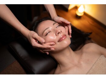 美容整体ヒーリングスクウェア/オイルフェイシャル