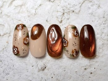 ブラウンフラワーネイル