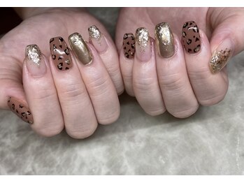 エヌエス ネイルアンドアイブロウ(Ns)/ヒョウ柄デザインネイル♪