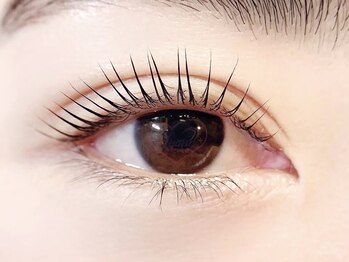 ルアナプラス 中目黒(Luana+)/まつ毛パーマ(パリジェンヌもOK)