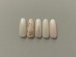 スプリングネイル　￥6,500