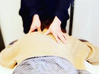 こりほぐし処 悠々の写真/首・肩のコリ、背中の痛み、目の疲れ、頭痛、首の痛み等…。そんな方は是非一度お試しください！