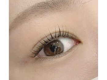 リア プラスマウナ(Li'a +MAUNA)/上まつ毛パーマ