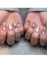 リッシュ(RICHE)/ピンクマグネットネイル