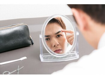 ファースト 新宿本店/まずはご自身の眉毛を確認