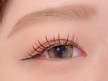 スリーラッシュ エルフネイル(threelash elf.nail)/まつげパーマ×眉ワックス