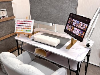 アールネイルドットコム(R*NAIL.com)