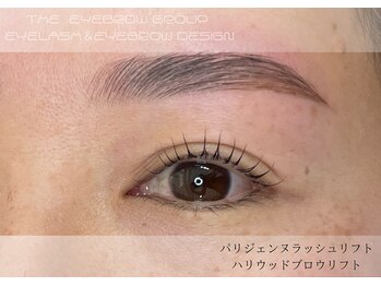 ザ アイブロウ 天神店(THE EYEBROW)/同時施術で垢抜け目元に