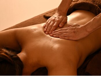 ソルナ ブルーム(SOLUNA BLOOM)の写真/日々のお疲れを癒す完全個室の贅沢サロン◎周りを気にせずリラックスした空間で施術を受けていただけます♪