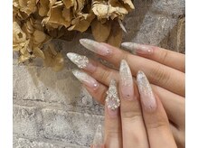 カフェ風のお洒落な店内で、くつろぎながらネイルを楽しめます！