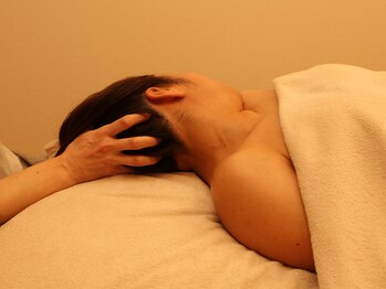 プチボヌール(petit bonheur)/ヘッドマッサージでうとうと