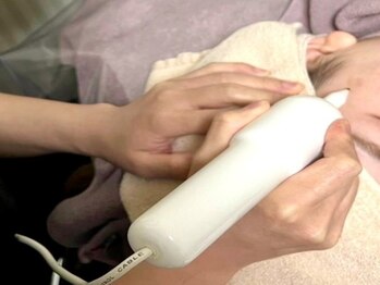 エステルーム アンジュ(Esthe Room Ange)の写真/【シミケア★結果重視サロン】鏡をみるたびモヤモヤしてる方へ★スタッフ全員ノーファンデーションで対応◎