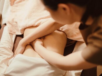 モクモ(mokumo)の写真/【寝落ち続出のタッチ☆】腸自身が本来持っている力を取り戻す!お通じも良くなり身体や睡眠の不調も改善◎