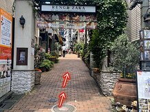 ジーンバイピエル 中野店(gene by PIEL)/#レンガ坂をまっすぐ進みます。