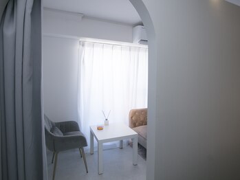 モア 星ヶ丘店(MORE)/個室空間で落ち着く店内