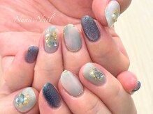 ナナネイル(Nana.Nail)/くすみブルー×天然石ニュアンス