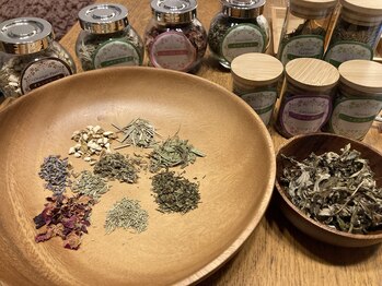 ララルアナ(Lara luana)/オリジナルよもぎ蒸し