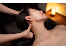 美容整体ヒーリングスクウェア/首回りのトリートメント