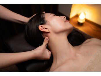 美容整体ヒーリングスクウェア/首回りのトリートメント