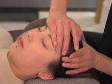 グレイ(GRAY)/骨盤矯正 骨格矯正 姿勢 猫背 顔