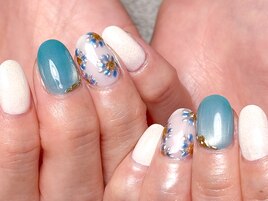 ワンポイントミラーお花ネイル