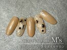 ベージュネイル