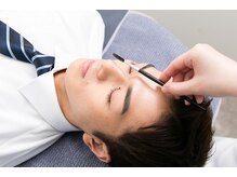 ファースト 新宿本店/輪郭・骨格・お顔のパーツを確認