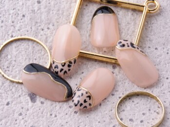 カラーズ 浜松店(colors)/ダルメシアンネイル☆