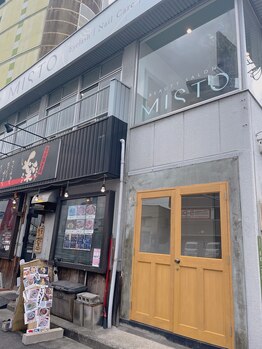 ミスト(MISTO)/【入口】木の扉が目印☆