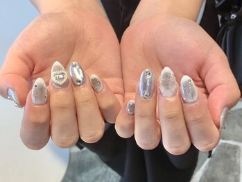 マイティーカラー(MIGHTY COLOR)/韓国ネイルパーツ、人気ブランド