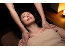 美容整体ヒーリングスクウェア/デコルテのケア