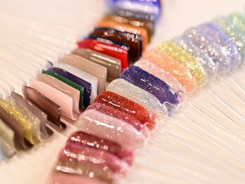 エイメル(eimel)の写真/理想のロングネイルを叶える長さ出し。ワンホン・韓国系からゴテゴテ系まで、圧倒的な再現性とモチを実現☆