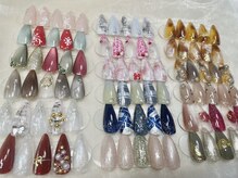季節ネイル~サンプルチップが少しずつ増えてます