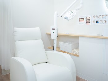 ビーホワイト 名古屋金山店(BE WHITE)/ホワイトニング｜半個室