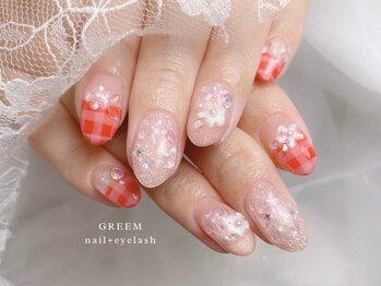 ガーリーチェックネイル