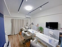 モン アミ(MON AMIE)/サロン内観