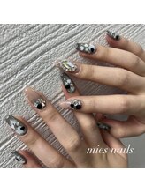 ミィスネイルズ(mies nails.)/