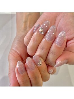 グランディール(grandier)/キラキラお上品ネイル