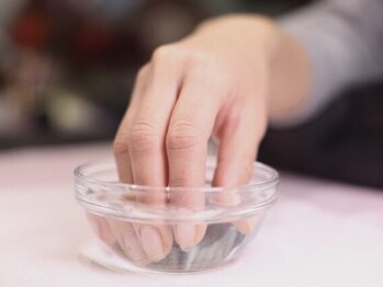 ミーナネイル(miinanail)の写真/【自爪が弱い方必見!】折れない・浮かない・傷まないフィルイン&丁寧なウォーターケアで美爪に育成します!