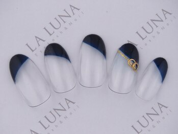 ラルナ ネイルアンドアイラッシュサロン(LA LUNA nail & eyelash salon)/7月8月◇定額ナチュラル◇