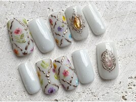 フラワー×ジュエリーネイル