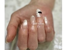 ティーズ(T's)/大人ホワイトパイソンネイル♪