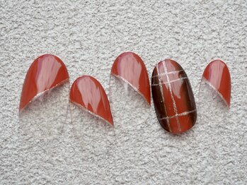 カトルナフ(quatre fois neuf)/おしゃれボルドーフレンチネイル